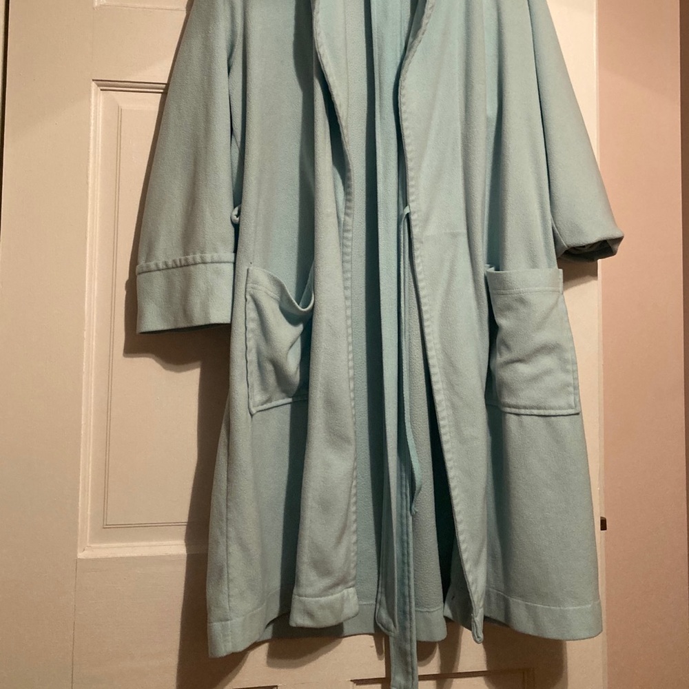 Light Blue Bath Robe - Picture 2 of 4